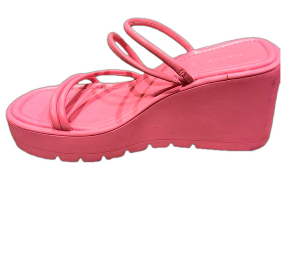 MADDEN GIRL pink platform sandals! - Picture 2 of 5
